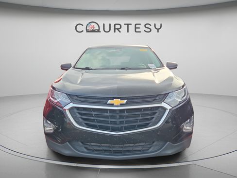 Used 2021 Chevrolet Equinox LS w/ LS Convenience Package FWD image 4