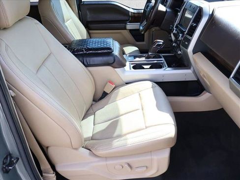 Used 2019 Ford F150 Lariat w/ Equipment Group 501A Mid AWD/4WD image 27