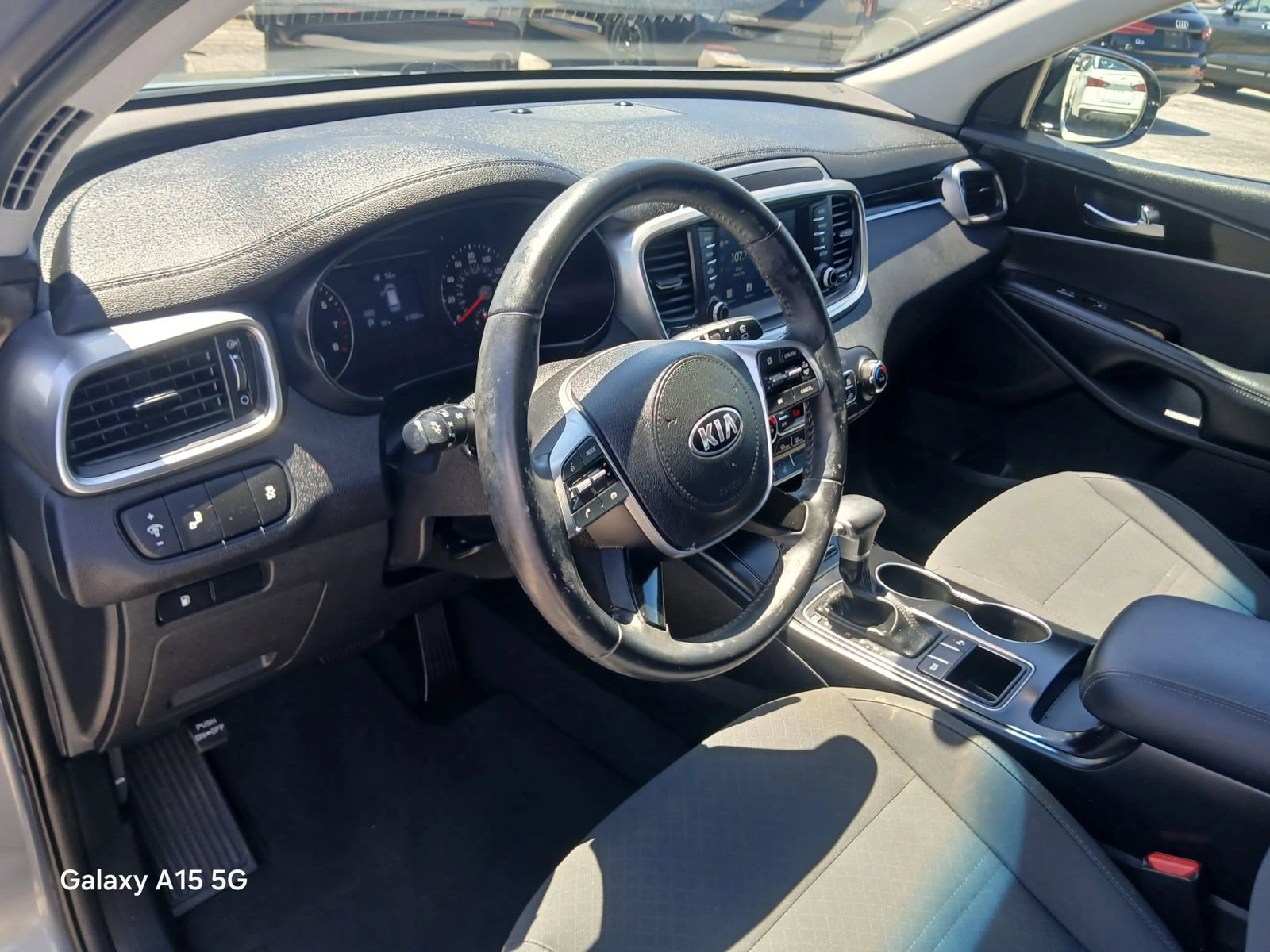 Used 2020 Kia Sorento S FWD image 8