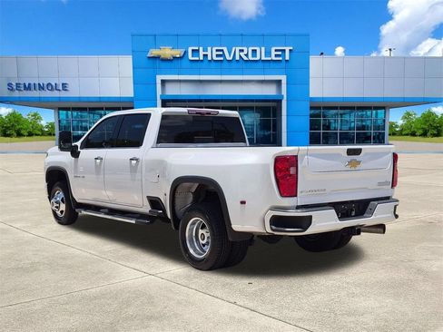 Used 2022 Chevrolet Silverado 3500 High Country AWD/4WD image 3