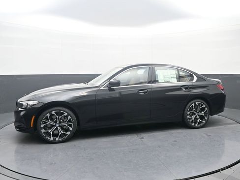 New 2026 BMW 330i xDrive Sedan w/ Convenience Package image 4