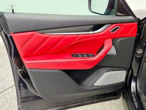 Used 2019 Maserati Levante S GranSport AWD/4WD image 11