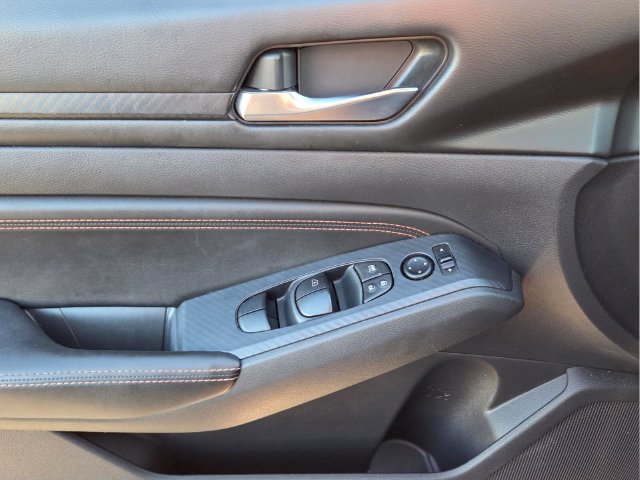 Used 2019 Nissan Altima 2.5 SR w/ SR Premium Package FWD image 33