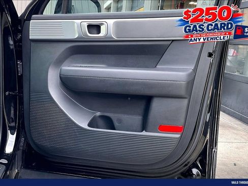 Used 2024 Hyundai Santa Fe SE FWD image 23