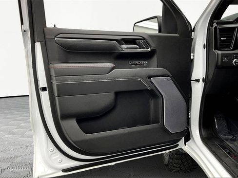 Used 2023 GMC Sierra 1500 AT4X image 24