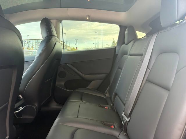 Used 2022 Tesla Model Y Performance AWD/4WD image 20