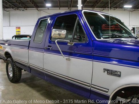Used 1995 Ford F250 XLT image 24