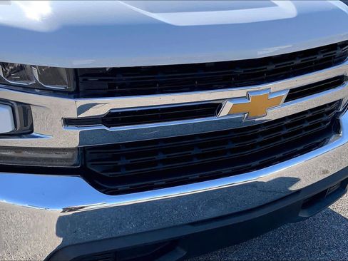 Used 2019 Chevrolet Silverado 1500 LT w/ All-Star Edition image 29