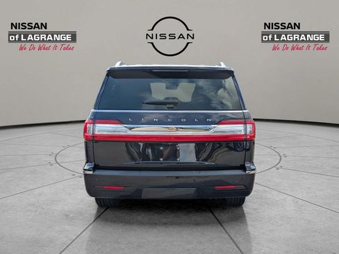 Used 2020 Lincoln Navigator L Reserve w/ Equipment Group 208A Reserve image 6