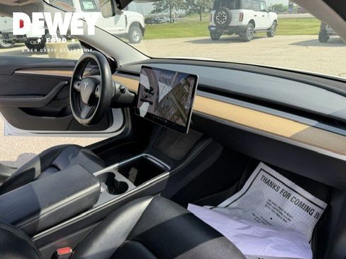 Used 2021 Tesla Model 3 Long Range AWD/4WD image 29