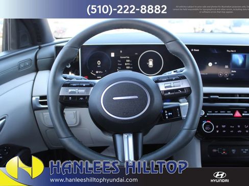 Used 2025 Hyundai Tucson Limited image 19