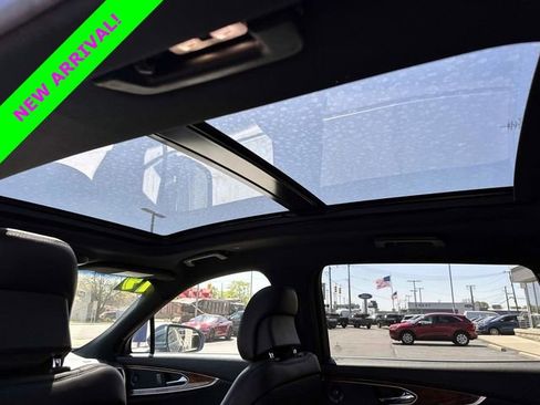 Used 2019 Lincoln Nautilus Reserve AWD/4WD image 8