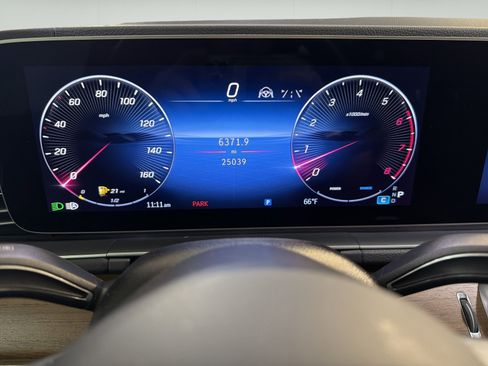 Used 2024 Mercedes-Benz GLS 450 4MATIC image 16