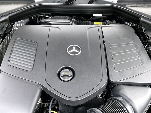 New 2026 Mercedes-Benz GLC 300 image 18