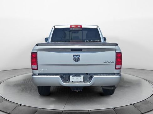 Used 2017 RAM 1500 Express AWD/4WD image 4