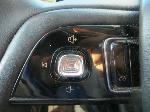 Used 2023 Lincoln Aviator AWD w/ Premium Package image 9