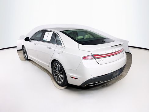 Used 2019 Lincoln MKZ Reserve w/ Reserve Plus Package image 32