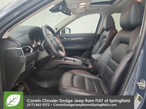 Used 2025 MAZDA CX-5 Carbon Edition image 19