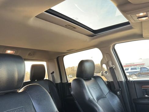 Used 2016 RAM 3500 Laramie image 93