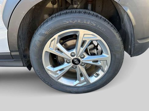 Used 2023 Hyundai Kona SEL image 11