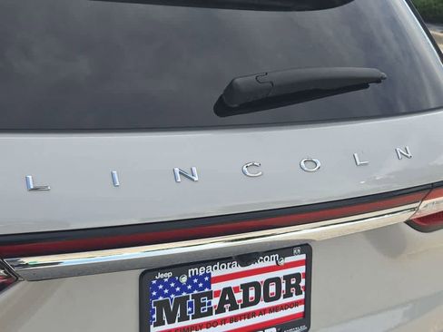 Used 2023 Lincoln Corsair FWD image 12