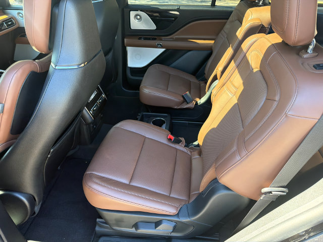 Used 2024 Lincoln Aviator Reserve w/ Equipment Group 201A AWD/4WD image 22