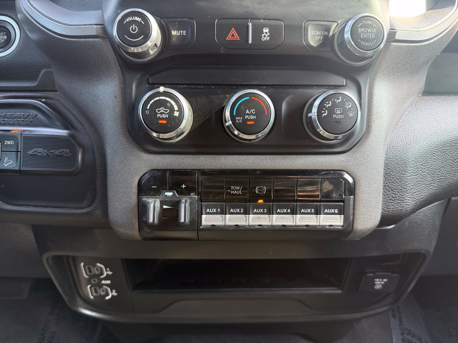 Used 2021 RAM 2500 Tradesman AWD/4WD image 14