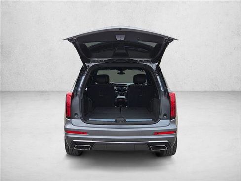 Used 2021 Cadillac XT6 Premium Luxury image 6