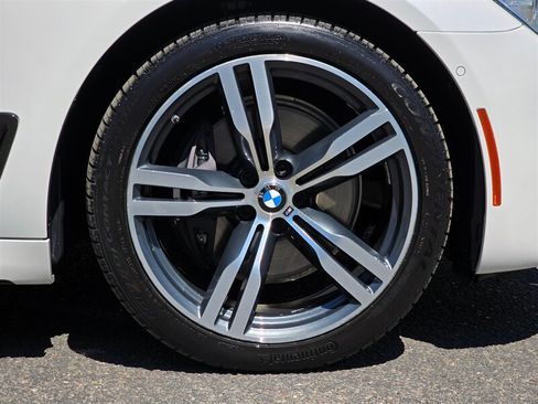 Used 2016 BMW 740i RWD image 42