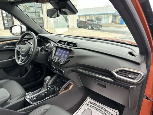 Used 2023 Chevrolet TrailBlazer ACTIV w/ Sun and Liftgate Package image 29