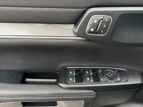 New 2025 Ford Ranger Lariat w/ FX4 Off-Road Package image 14