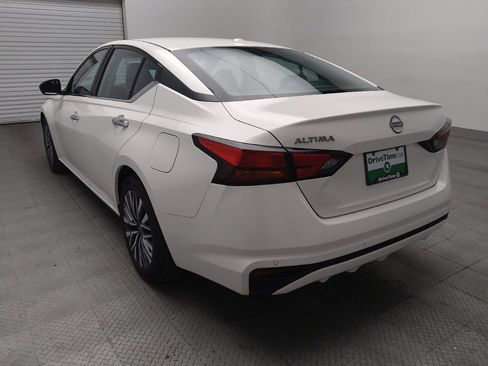Used 2025 Nissan Altima 2.5 SV FWD image 5