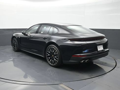Certified 2025 Porsche Panamera 4 AWD/4WD image 3