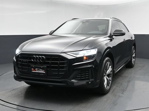 Used 2021 Audi Q8 Premium w/ Black Optic Package AWD/4WD image 28