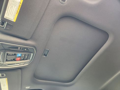 New 2025 Jeep Grand Cherokee L Altitude image 17