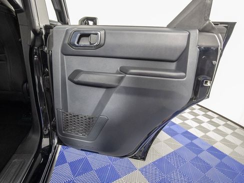 Used 2025 Ford Bronco Big Bend image 16