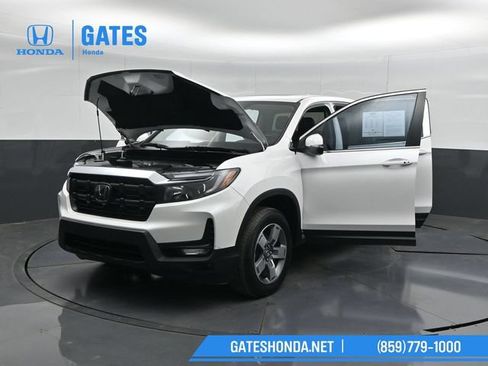 Certified 2025 Honda Ridgeline RTL image 54