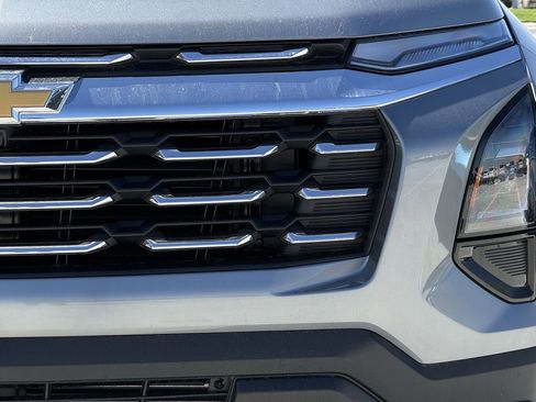 New 2026 Chevrolet Equinox LT image 8