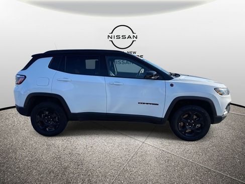 Used 2024 Jeep Compass Trailhawk image 5