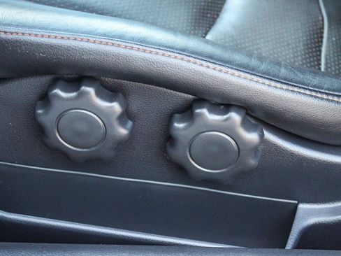 Used 2005 Nissan 350Z Grand Touring image 20