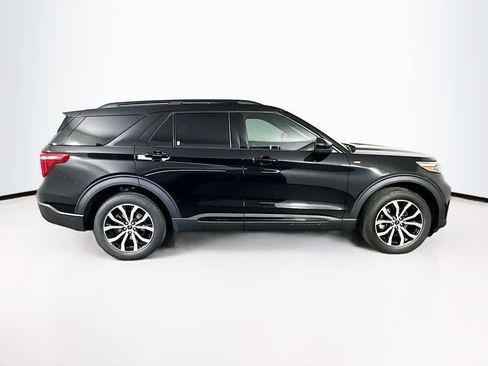 Certified 2022 Ford Explorer ST-Line w/ Class IV Trailer Tow Package image 27