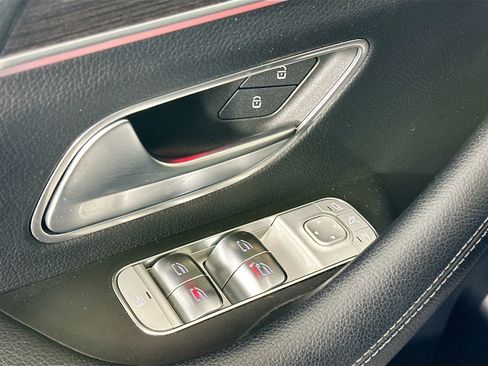 Used 2022 Mercedes-Benz GLS 450 4MATIC image 23