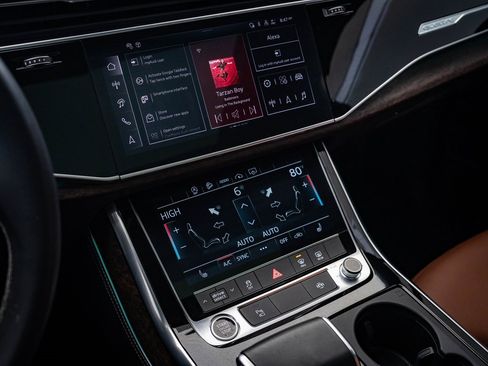 Certified 2025 Audi Q7 3.0T Premium Plus image 26