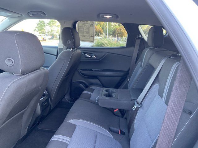 Used 2025 Chevrolet Blazer LT FWD image 20