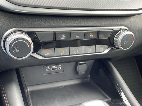 Used 2023 Nissan Altima 2.5 SR image 18