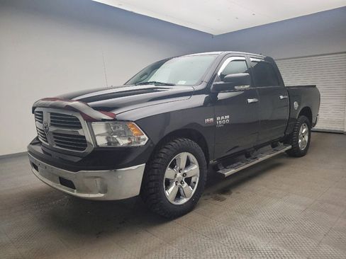 Used 2019 RAM 1500 Big Horn image 2