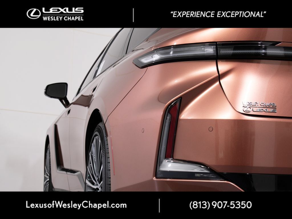 New 2026 Lexus ES 350e w/ Cold Area Package FWD image 6