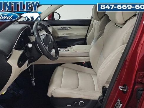 Used 2023 Genesis GV70 2.5T w/ Select Package image 6