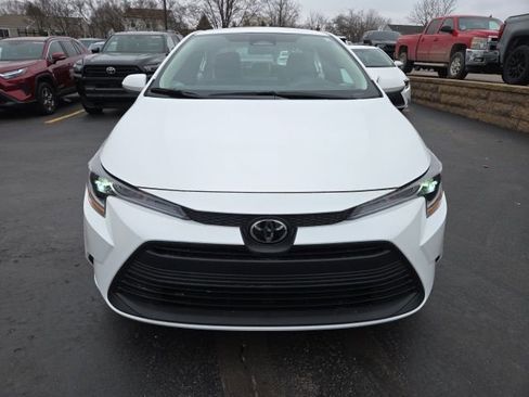 Used 2026 Toyota Corolla LE image 2