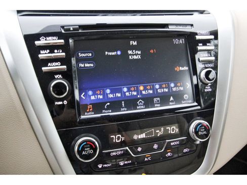 Used 2018 Nissan Murano Platinum w/ Cargo Package FWD image 24